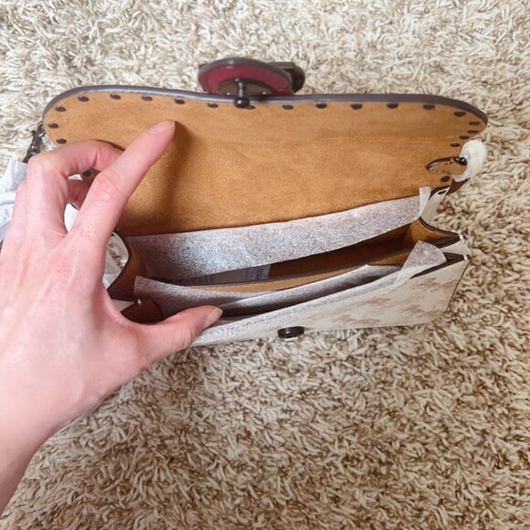 Coach Beat Crossbody Clutch With Horse And Carriage Print - Picture 6 of 8